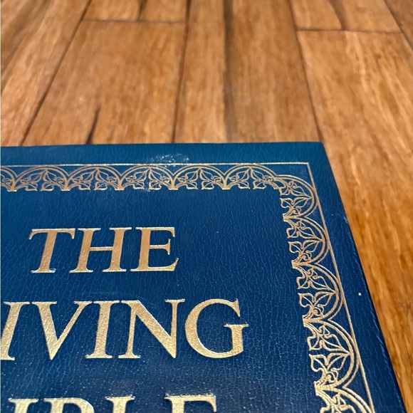 The Living Bible Tyndale 1973 Leather Paraphrased & Illustrated - Picture 6 of 16